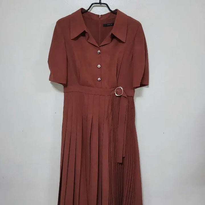 [BUNJANG] Kenneth Lady Brown Pleated Long Dress / 케네스레이디 브라운 플리츠 원피스.260511