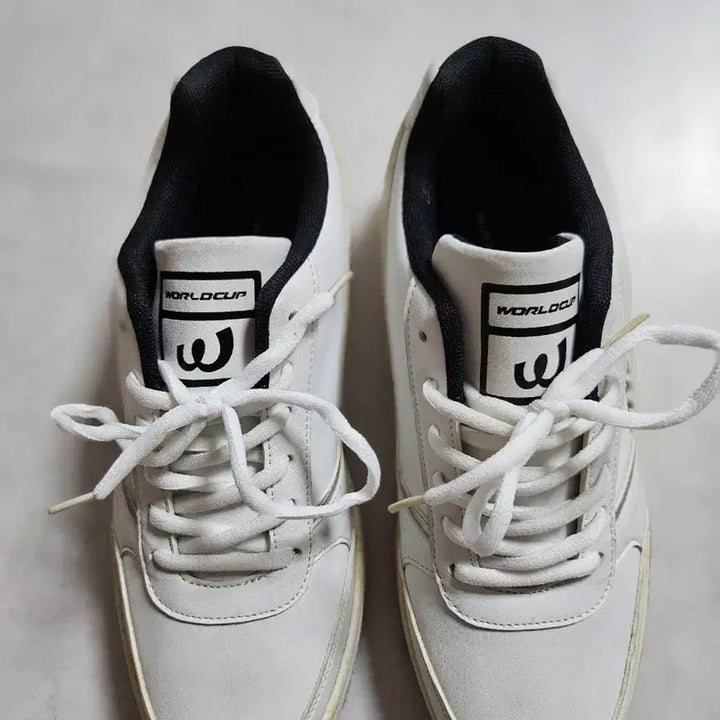 [BUNJANG] World Cup White Sneakers 270 / 월드컵 흰색 스니커즈 운동화 270