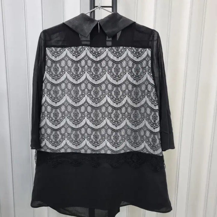 [BUNJANG] Black Lace Blouse 7-Sleeve / 블랙 레이스 블라우스 여성 7부