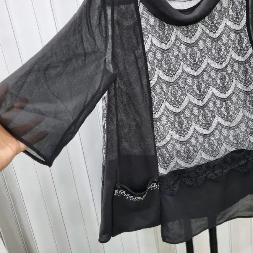 [BUNJANG] Black Lace Blouse 7-Sleeve / 블랙 레이스 블라우스 여성 7부