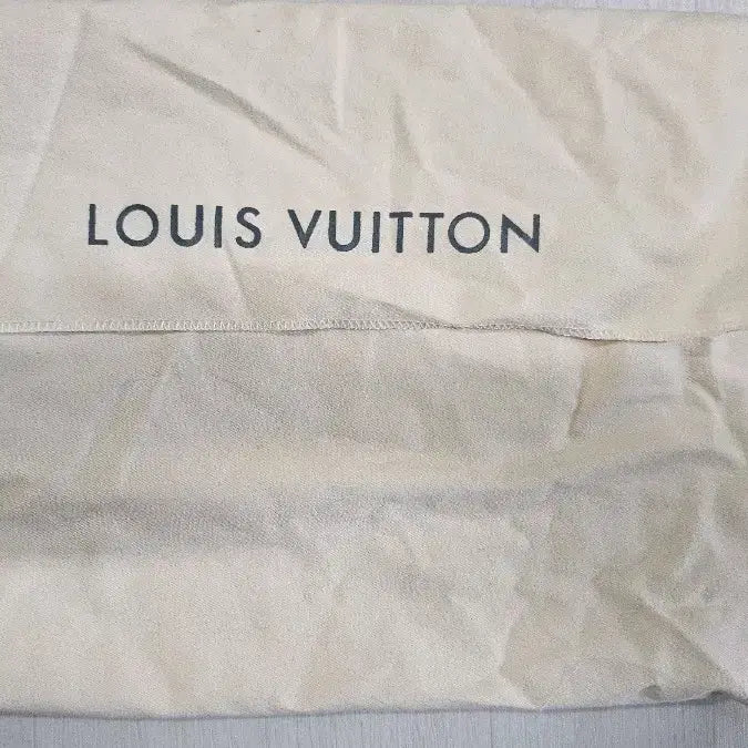 [BUNJANG] Louis Vuitton Paper Shopping Bag with Dust Bag / 루이비통 종이백 쇼핑백 가방 더스트백