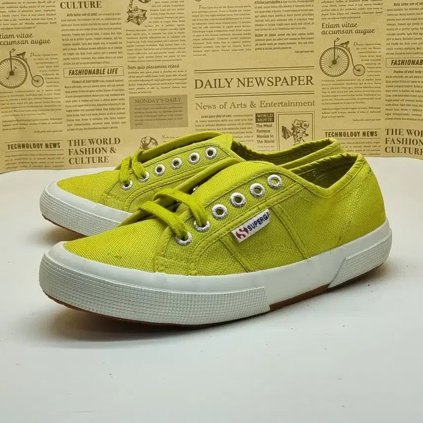 [BUNJANG] Superga Lime Sneakers 250 / 수페르가 라임 스니커즈 250