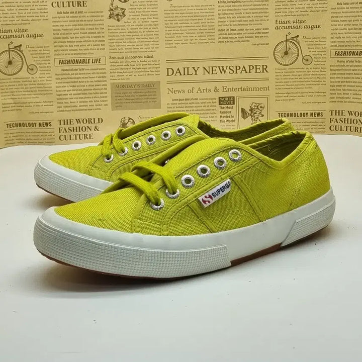 [BUNJANG] Superga Lime Sneakers 250 / 수페르가 라임 스니커즈 250