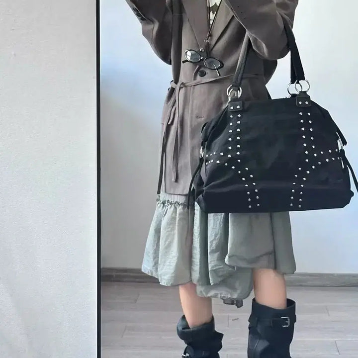 [BUNJANG] Punk Studded Casual Tote Bag (Plus Size) / 펑크 스터드 캐주얼 빅사이즈 토트백
