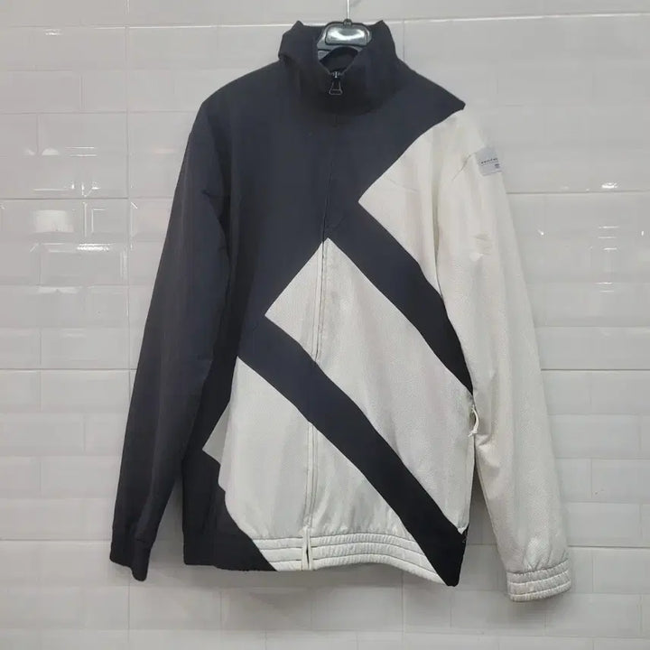 [BUNJANG] Adidas Windbreaker Zip-Up Jacket / 아디다스 바람막이 집업