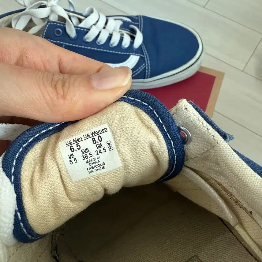 [BUNJANG] Vans Old Skool Navy Sneakers / 반스 올드스쿨 네이비 245