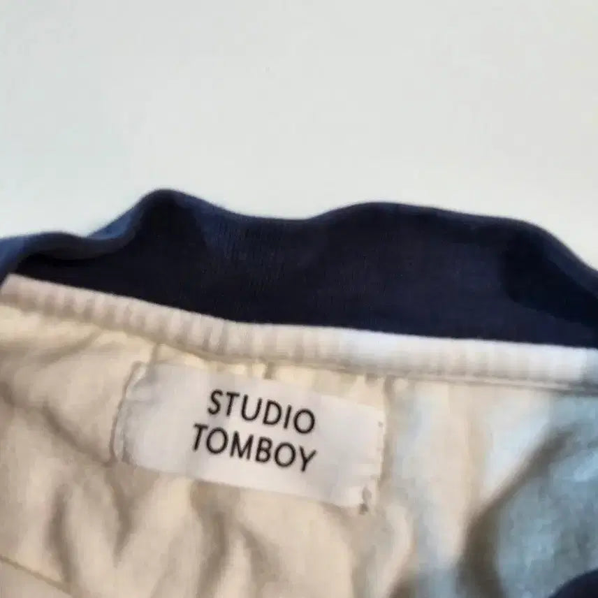 [BUNJANG] Studio Tomboy T-Shirts (4 pcs) / 스튜디오톰보이 티셔츠 4벌