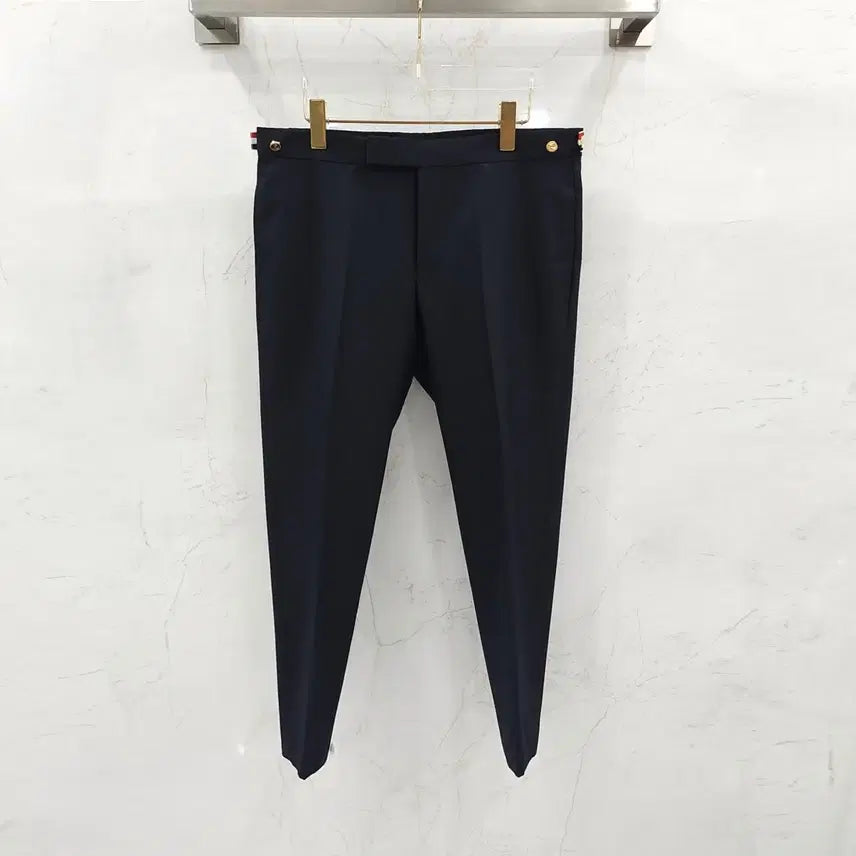 [BUNJANG] Thom Browne Navy Twill Low-Rise Pants MTC159A Size 1 / 1 / 톰브라운 네이비 트윌 로우라이즈 팬츠 MTC159A