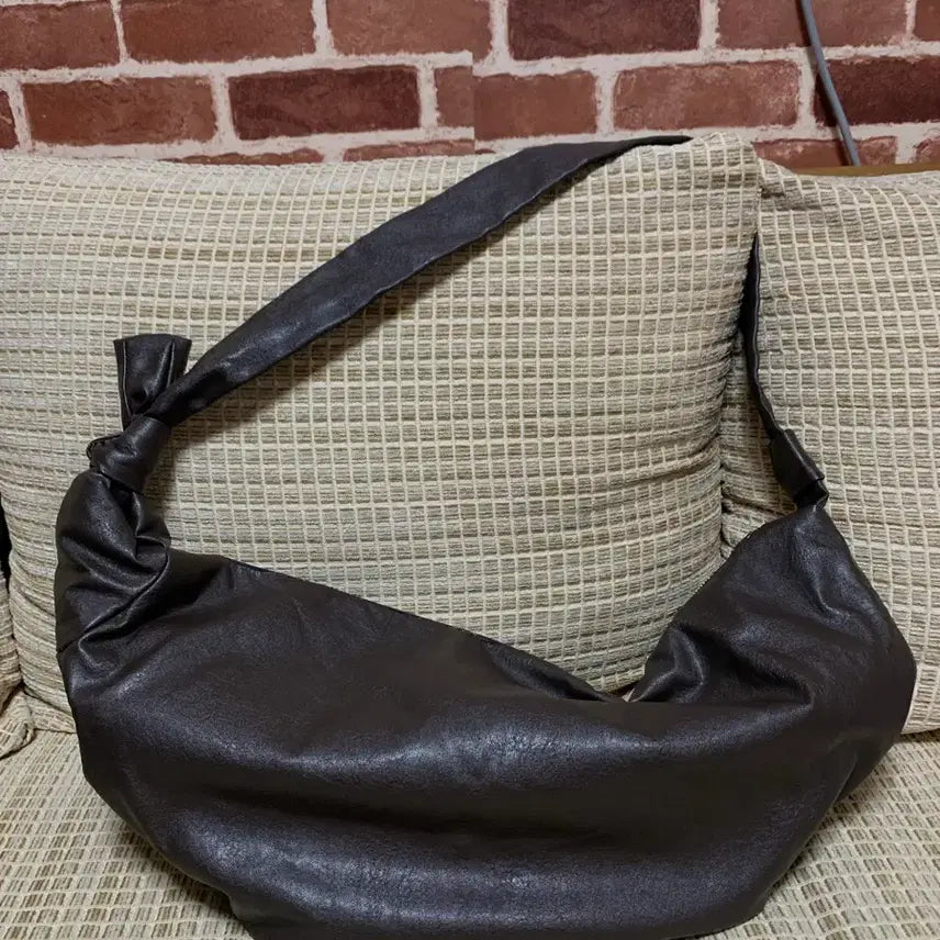 [BUNJANG] Leather Hobo Bag Brown Shoulder Bag / 레더 호보백 브라운 숄더백