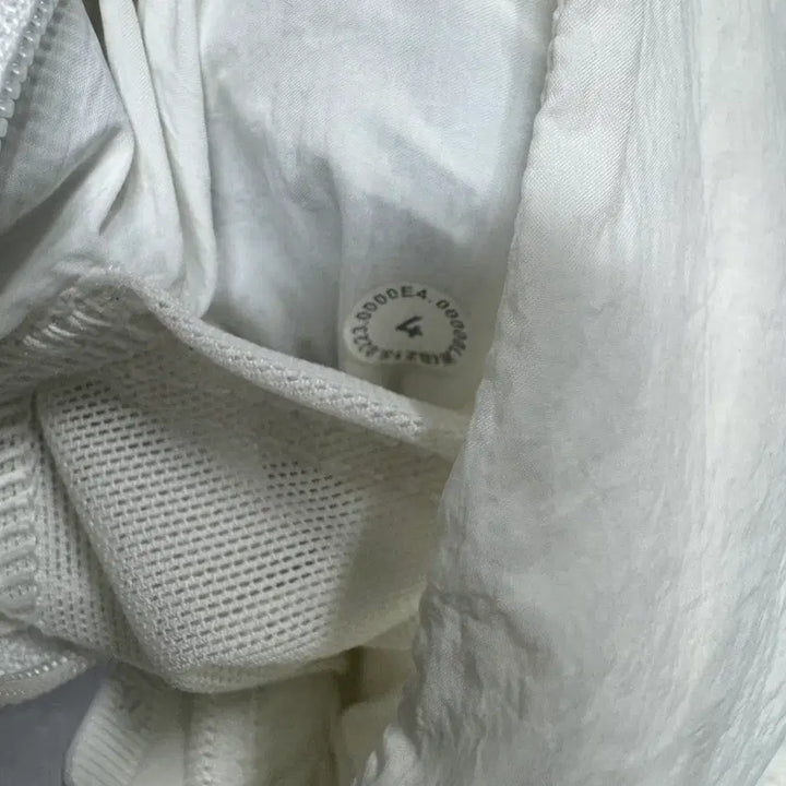 [BUNJANG] Lululemon Lightweight Top / 4 (90) 룰루레몬 lululemon 경량