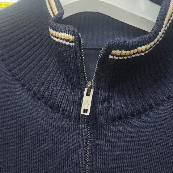[BUNJANG] Ermenegildo Zegna Half-Zip Knit Navy M / 에르메네질도 제냐 반집업 니트 100