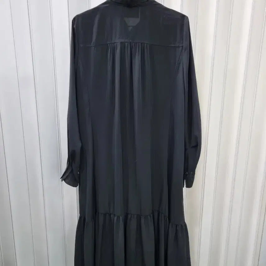 [SOLD OUT] 칼 라거펠트 블랙 롱 원피스