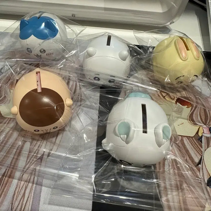 [BUNJANG] Chiikawa 5-Piece Coin Bank Gacha Set / 치이카와 저금통 가챠 5종 세트