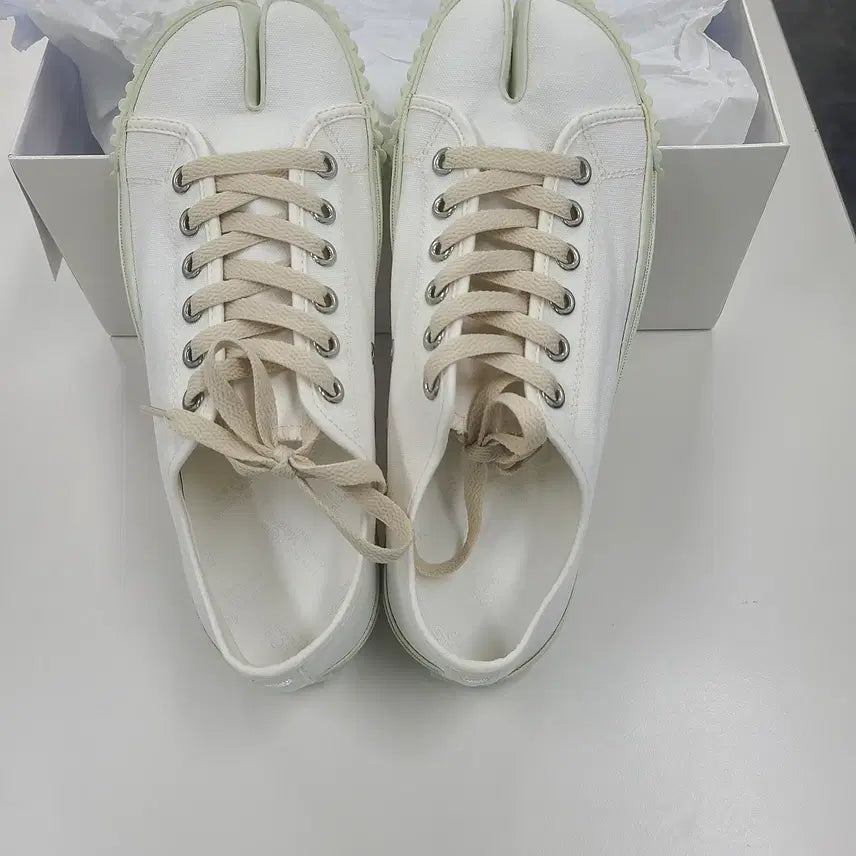[BUNJANG] Maison Margiela Tabi Sneakers Size 41 / 메종 마르지엘라 타비 스니커즈 사이즈41