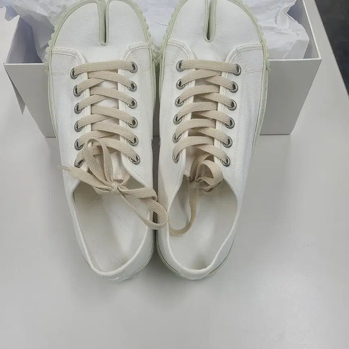 [BUNJANG] Maison Margiela Tabi Sneakers Size 41 / 메종 마르지엘라 타비 스니커즈 사이즈41