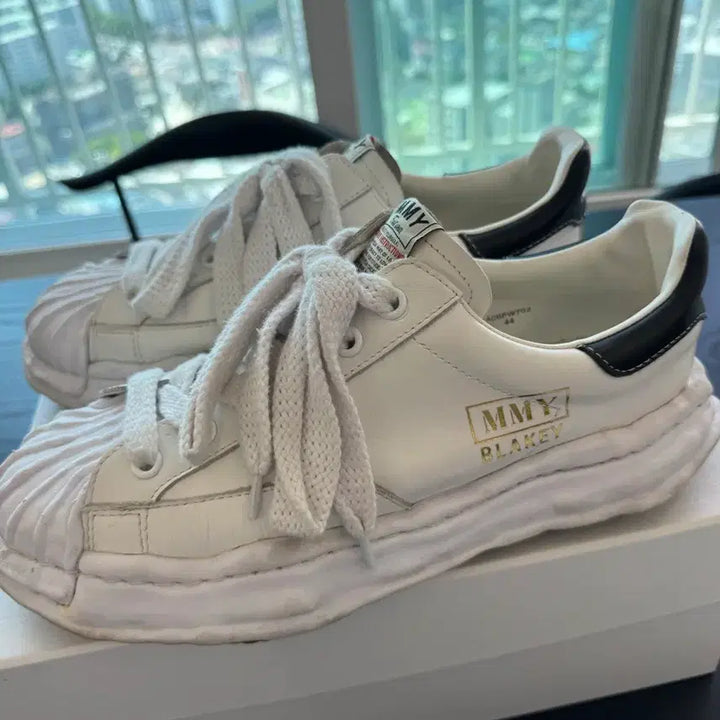 [BUNJANG] Maison Mihara Yasuhiro Blakey Sneakers White Size 44 / 야스히로 mmy 블레이키 스니커즈 화이트 44