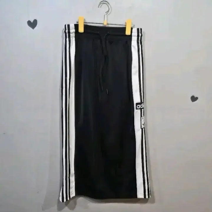[BUNJANG] Adidas 3-Stripes Black Track Skirt Size 26-27 / 아디다스 삼선 블랙 트랙 스커트26~27