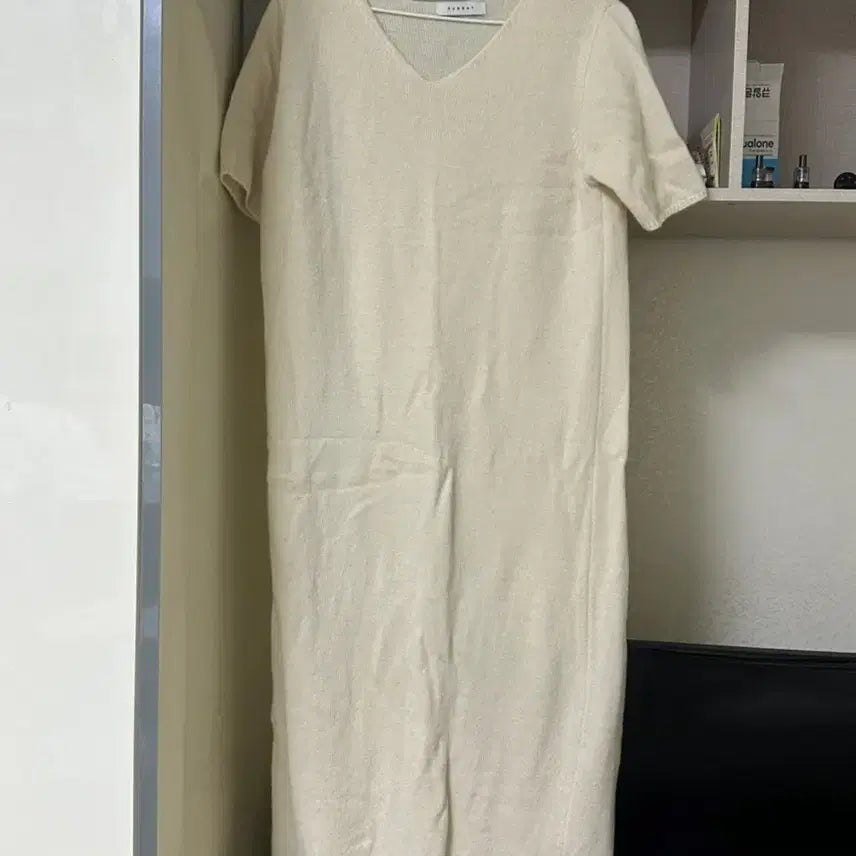 [BUNJANG] Ivory Long Knit V-Neck Dress / 아이보리 롱 니트 원피스