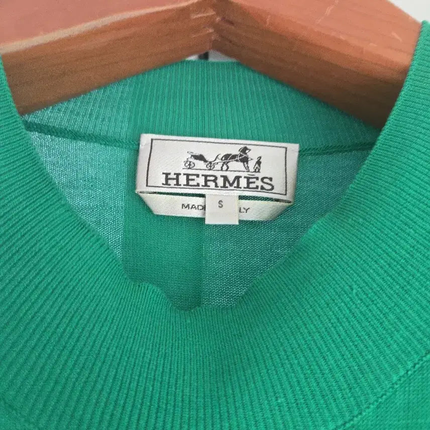 [BUNJANG] Hermes Green Short Sleeve Knit M / 에르메스 그린 반팔 니트