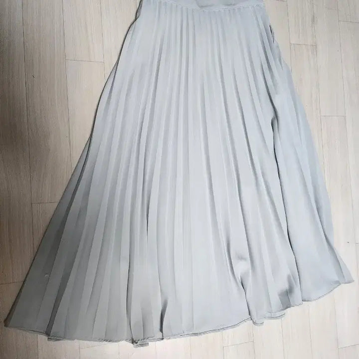 [BUNJANG] Mint Pleated Long Skirt / 민트색 플리츠 스커트