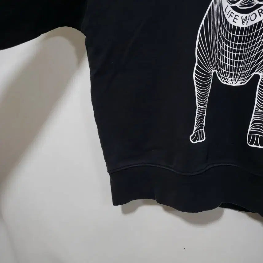 [BUNJANG] Lifework Black Dog Print Sweatshirt / 라이프워크 맨투맨 블랙