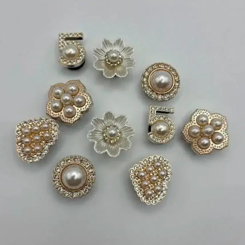 [BUNJANG] New Pearl Number 5 Jibbitz (10 pcs) / 새상품 신꾸 진주 넘버5 지비츠 10개