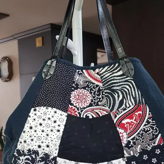 [BUNJANG] Handmade Quilted Patchwork Bag / 핸드메이드 퀼트패치워크 가방