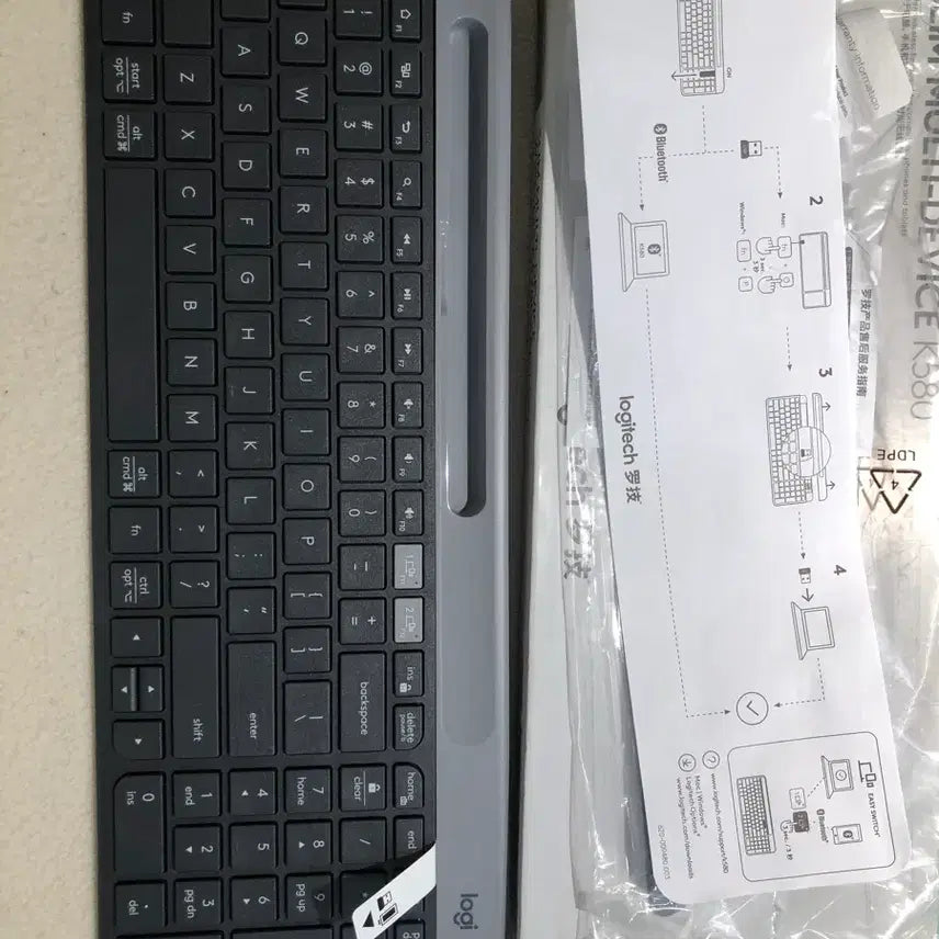 [SOLD OUT] 로지텍 K580 슬림 멀티 무선 키보드