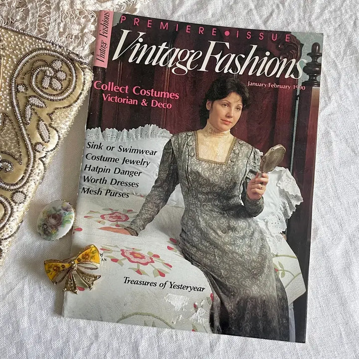 [BUNJANG] 1990s Vintage Fashion Magazine: Victorian &amp; Deco (Rare) / 1990s/빈티지 패션 매거진 빅토리안 그리고 데코(rare)