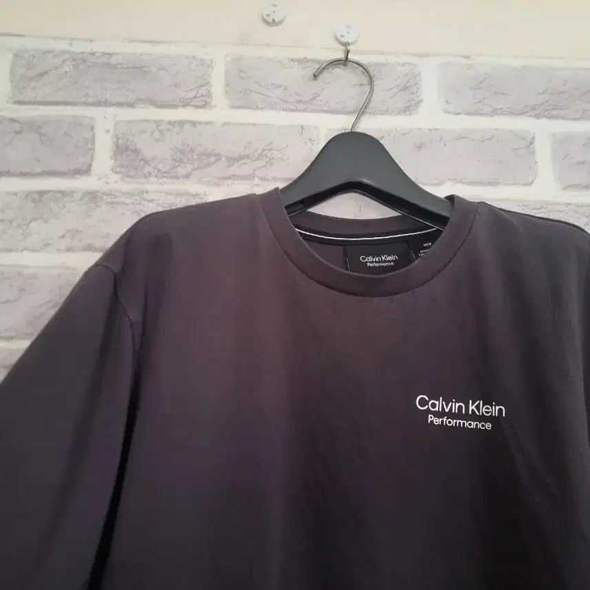 [BUNJANG] Calvin Klein Performance Grey Short Sleeve T-Shirt M / 캘빈클라인 퍼포먼스그레이 반팔티셔츠M/알뜰한여우