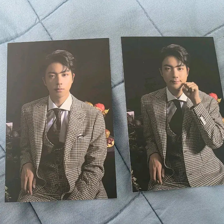 [BUNJANG] BTS MAP OF THE SOUL ON:E Jin Photocard Bundle Set / 방탄소년단 bts 맵솔온 공방 보라해 진 석진 포카 2장 일괄