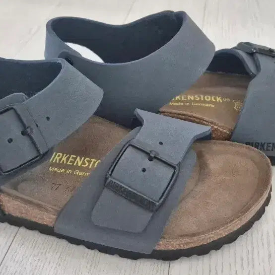 [BUNJANG] Birkenstock New York Navy Size 245 / 버켄스탁 뉴욕 245 네이비 새상품