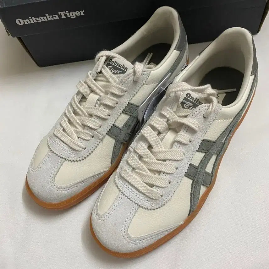 [SOLD OUT] 오니츠카타이거 1183C086-102 클래식 운동화