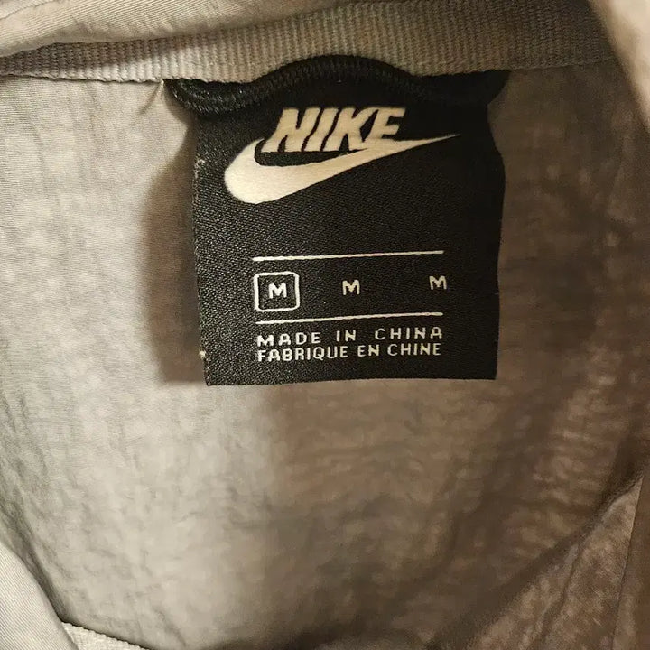 [BUNJANG] Nike Storm-FIT Windbreaker Wolf Grey M / 나이키 스톤맛 바람막이 울프그레이 m