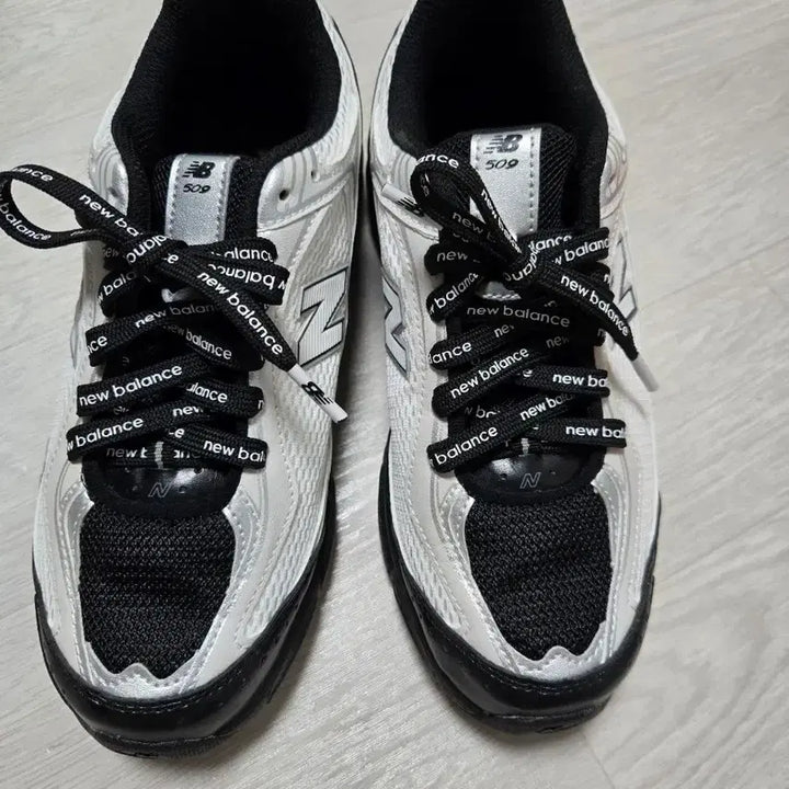 [BUNJANG] New Balance 509 Silver Black Sneakers 245 / 뉴발란스 509 실버 블랙 운동화 245