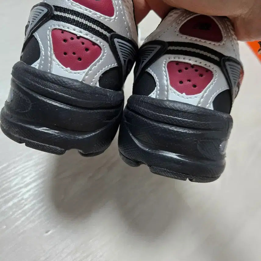 [BUNJANG] New Balance 509 Silver Black Sneakers 245 / 뉴발란스 509 실버 블랙 운동화 245