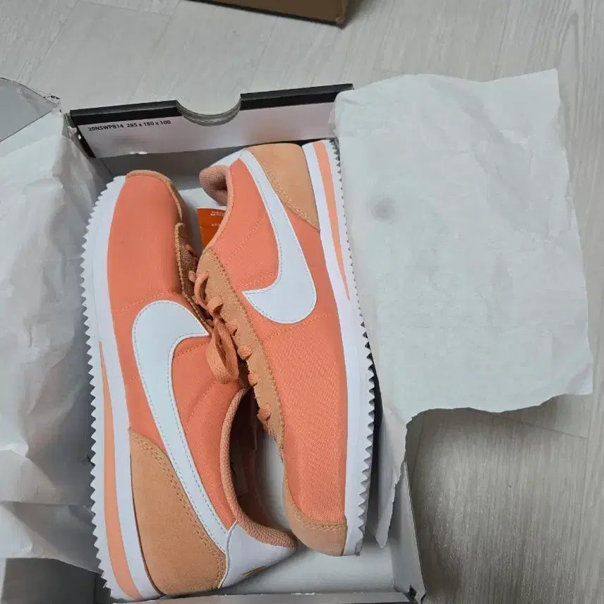 [BUNJANG] Nike Cortez Coral Orange Sneakers / 나이키 코르테즈 코랄오렌지 스니커즈 새상품245