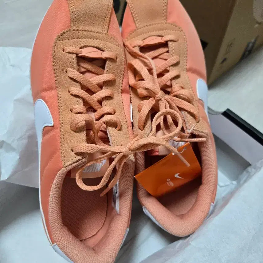 [BUNJANG] Nike Cortez Coral Orange Sneakers / 나이키 코르테즈 코랄오렌지 스니커즈 새상품245