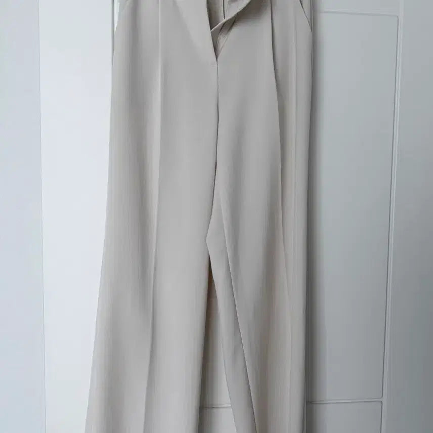 [BUNJANG] Pinr Spring/Summer Wide Leg Slacks / 핀르 봄여름 와이드슬랙스