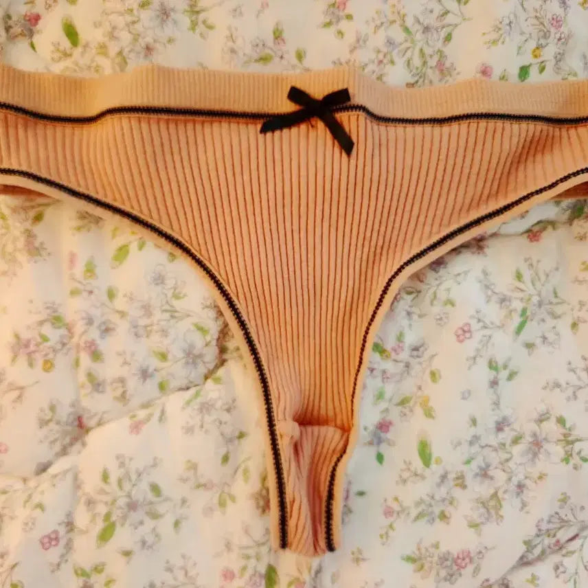[BUNJANG] Peach Ribbon Ribbed Women&