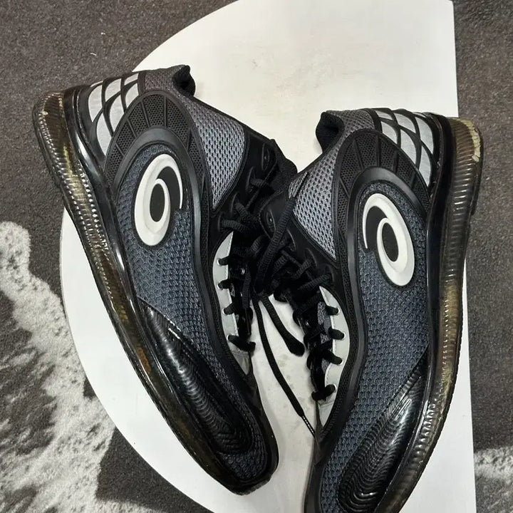 [BUNJANG] Asics Gel-Sokat 2 (295mm) Sneakers / 아식스 젤소켓2 (295mm)