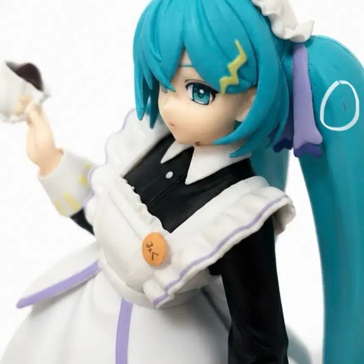 [BUNJANG] Sega Luminasta Hatsune Miku Classic Maid Figure / 하츠네 미쿠 클래식 메이드 세가 루미나스타 피규어