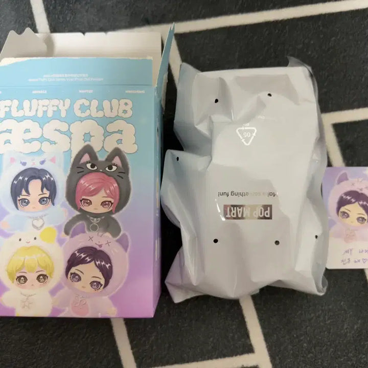 [BUNJANG] Pop Mart aespa Ningning Fluffy Doll / 팝마트 에스파 플러피 인형 닝닝 rwe