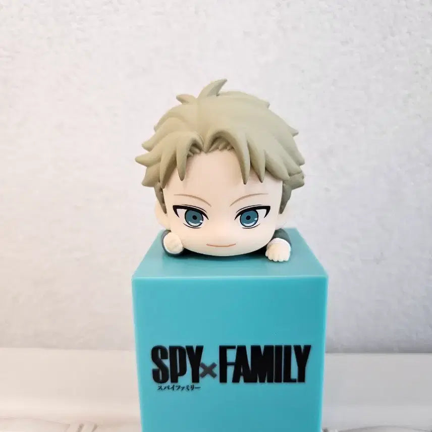 [BUNJANG] Spy x Family Loid Forger Hikkake Figure (Opened) / (단순개봉)스파이패밀리 로이드 포저 힛카케 힛카게 피규어