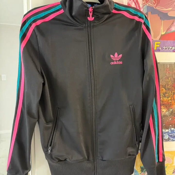 [BUNJANG] Adidas Black Jersey with Pink/Blue Stripes, Size 95 / 아디다스 블랙 져지 핑크/블루 삼선 95