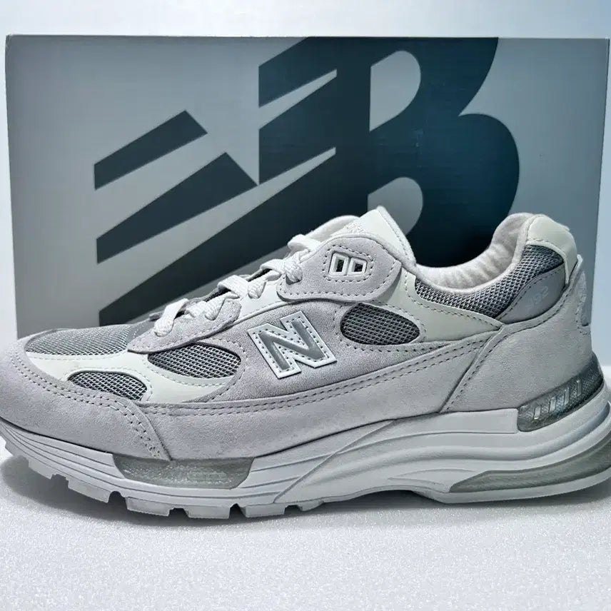 [BUNJANG] New Balance 992 MIU Core White / 뉴발란스 992 MIU 코어 화이트(260)