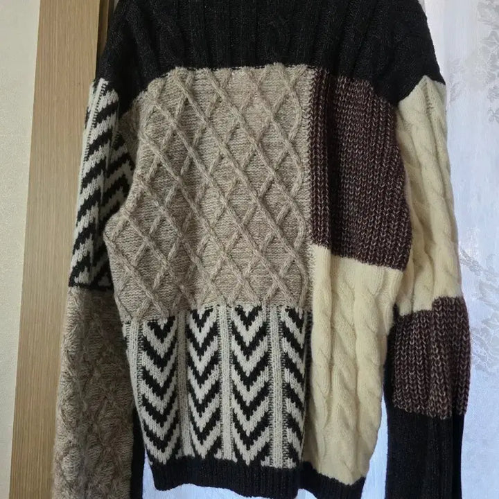 [BUNJANG] Zara Patchwork Knit Cardigan / 자라 가디건