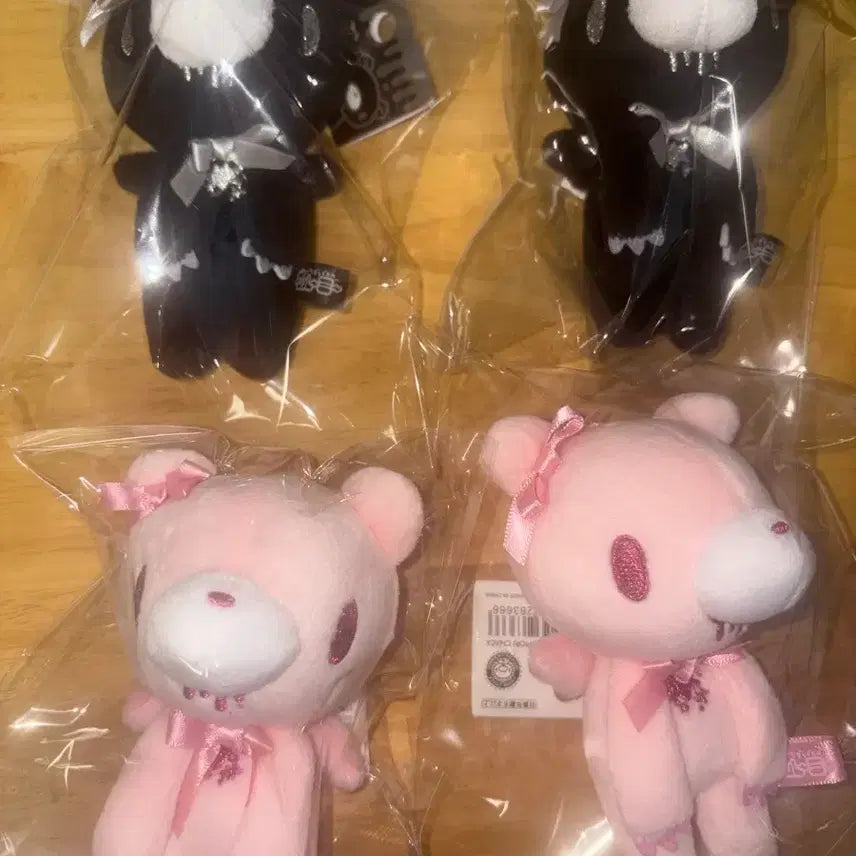 [BUNJANG] Gloomy Bear Angel Mascot Keychain (Sealed) / (미개봉새상품) 글루미베어 엔젤 천사 인형 마스코트 키링 블랙, 핑크