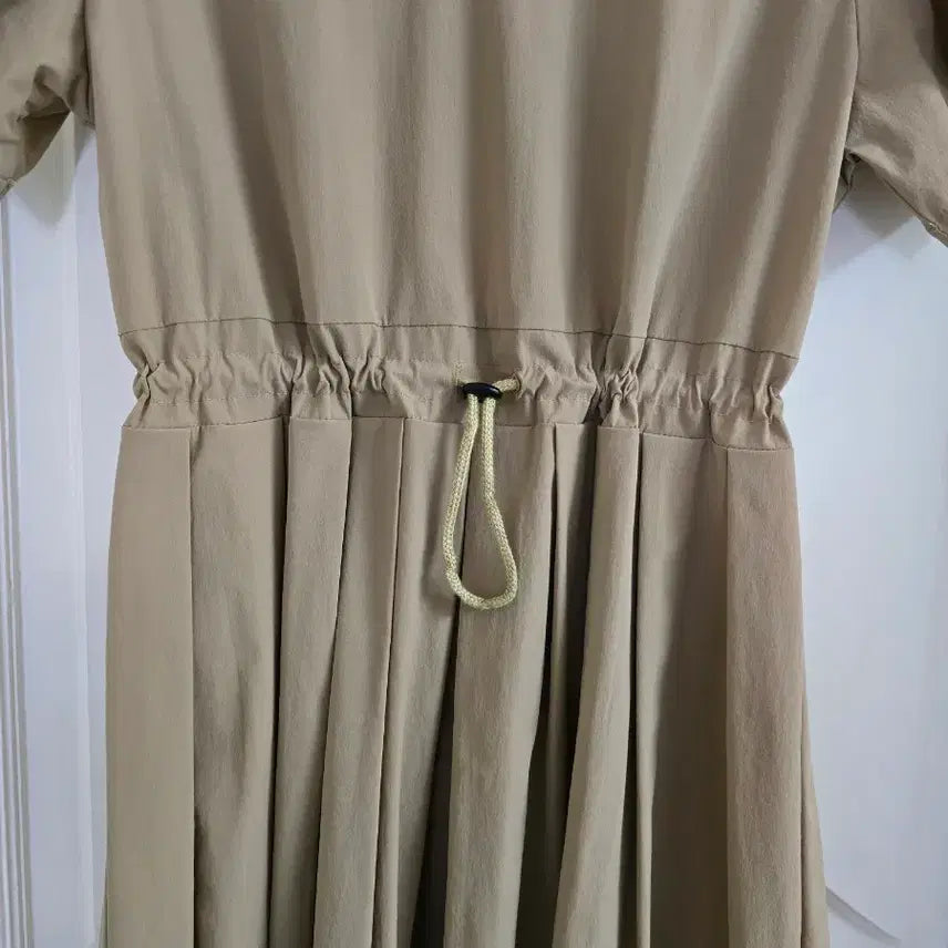 [BUNJANG] Khaki Beige Crisp Fabric Long Dress / 진베이지 바스락원피스