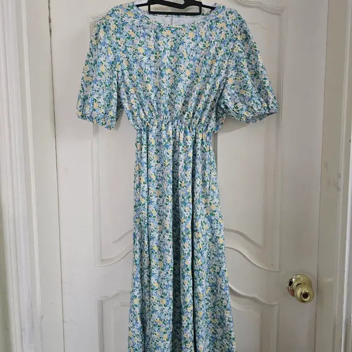 [BUNJANG] Flower Pattern Long Dress with Waist Banding / 플라워 허리밴딩 원피스